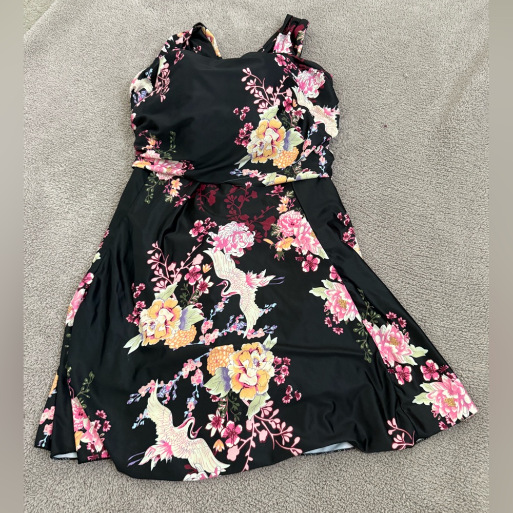 COCOPEAR Women’s Plus Elegant One Piece Cross Over Floral Skirted Swim dress 2XL